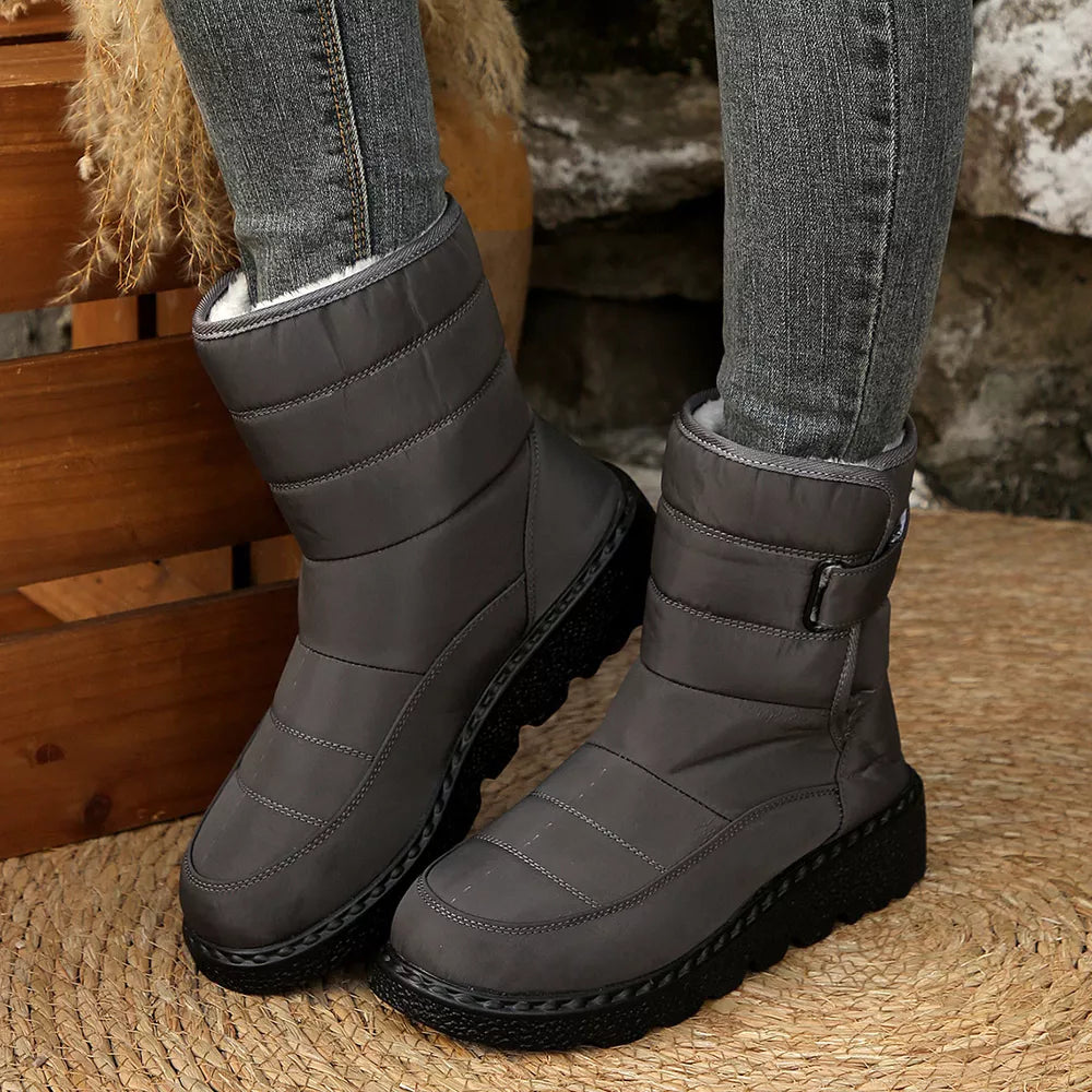Quilted Round Toe Platform Footwear